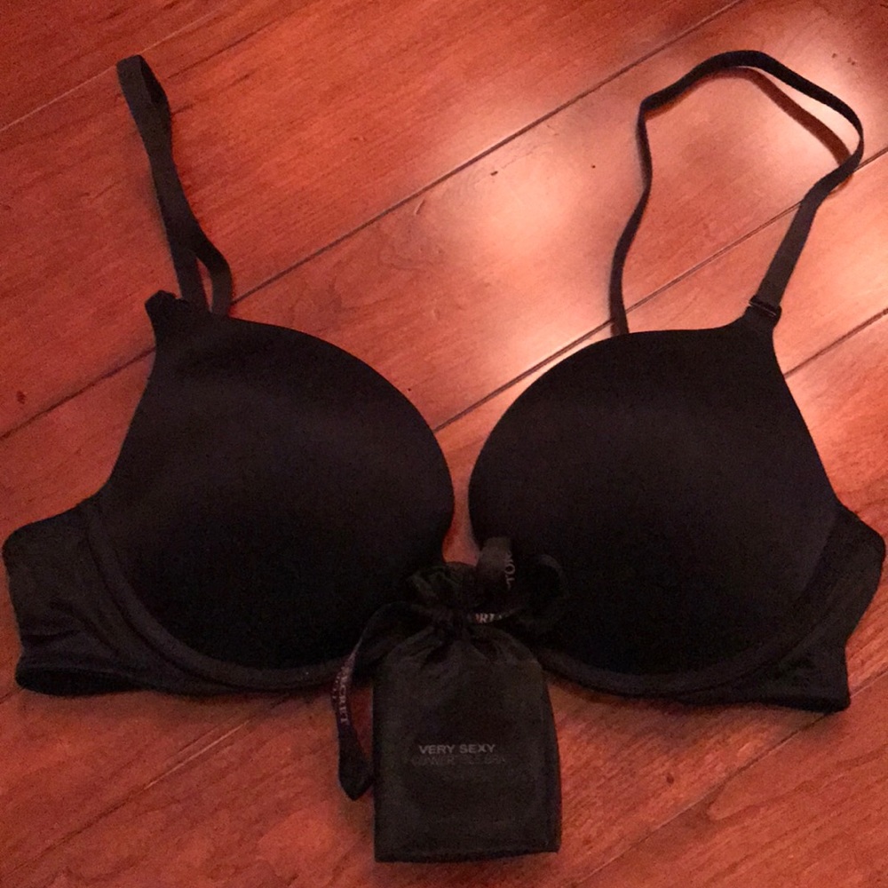 Victoria’s Secret Very Sexy Push Up Bra